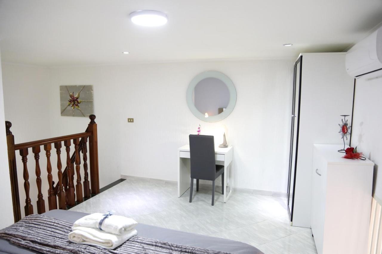 Villa Storica House à Naples Extérieur photo